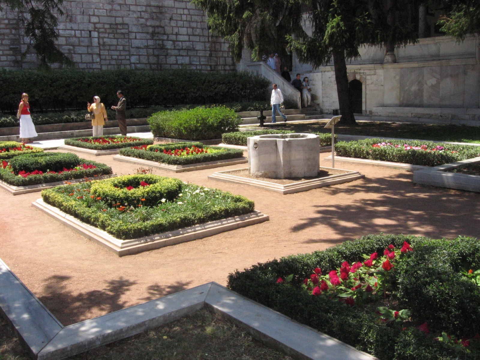 palác Topkapi - zahrady
